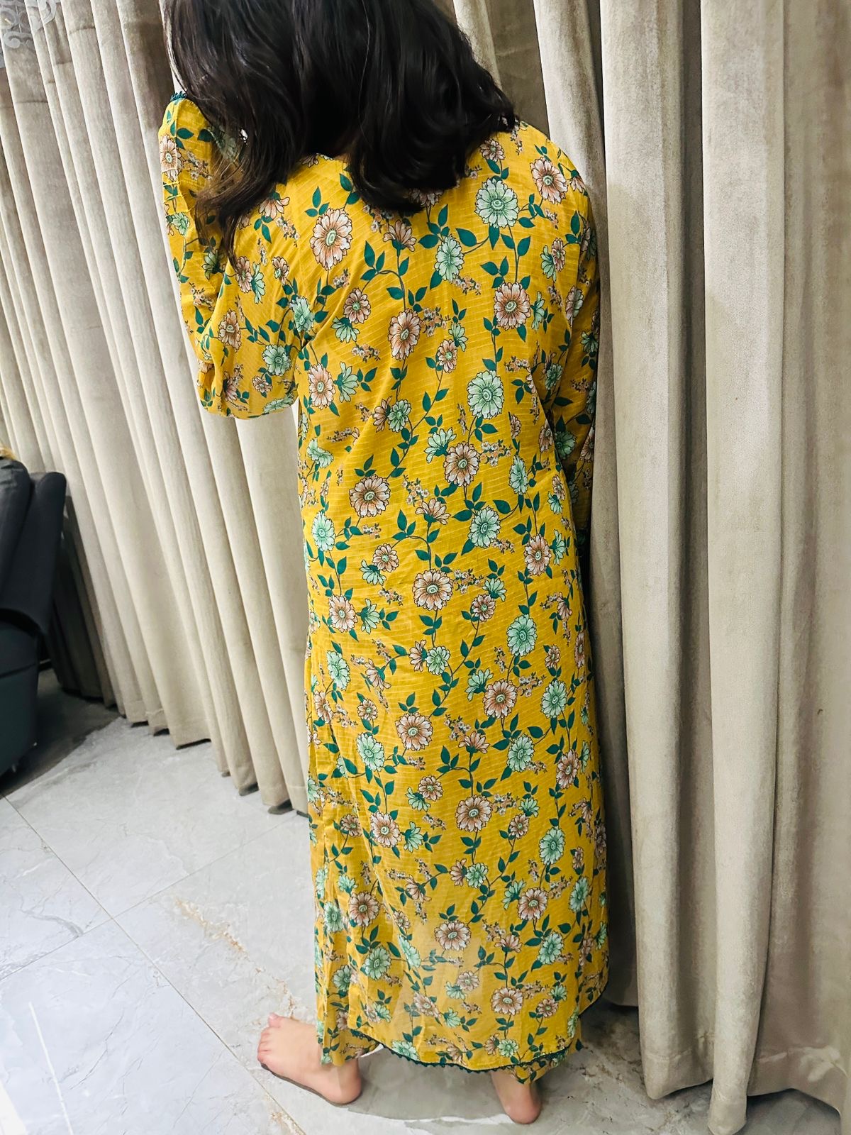 Ready to Wear | 2-Piece Lawn Suit Stitched