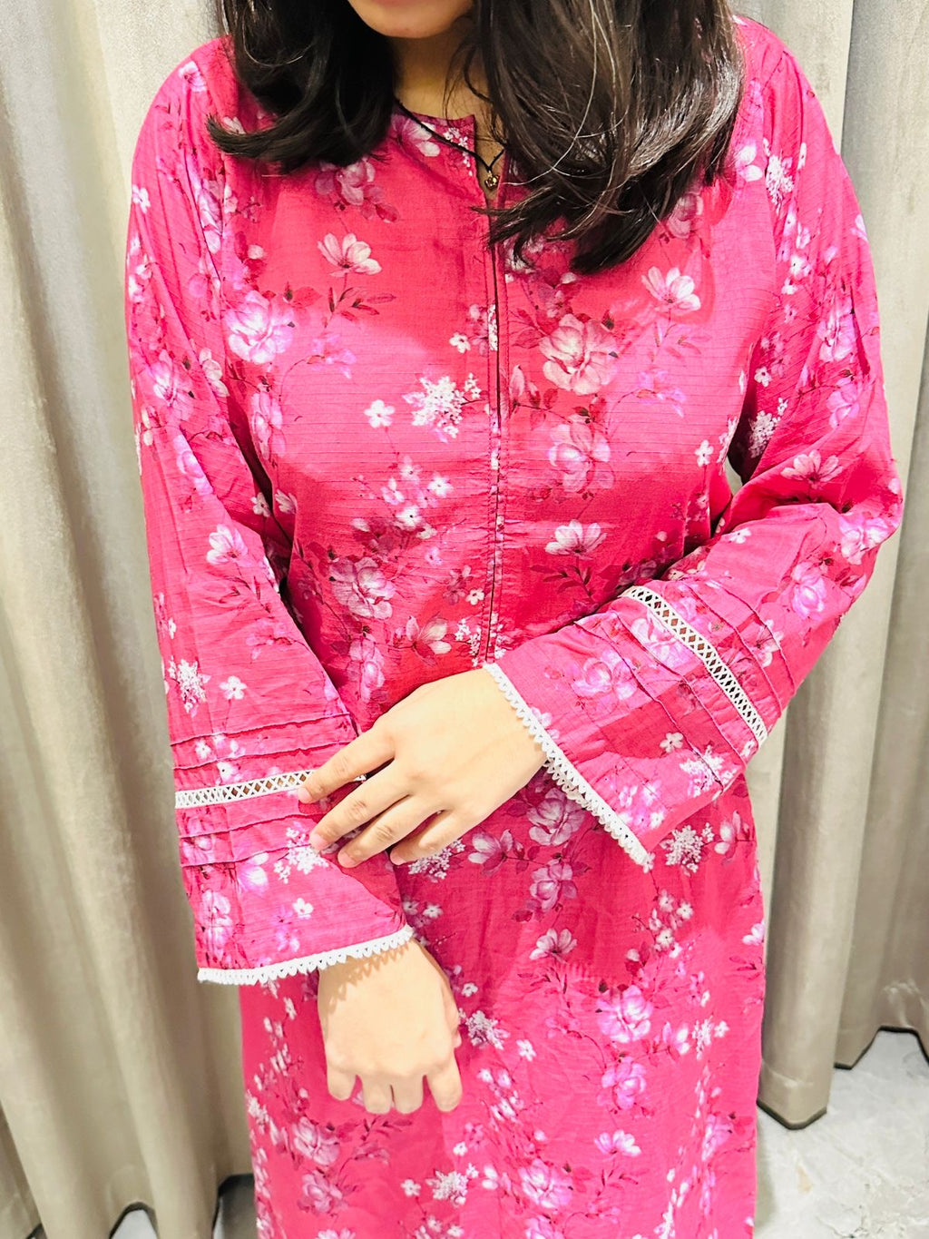 Ready to Wear | 2-Piece Lawn Suit Stitched