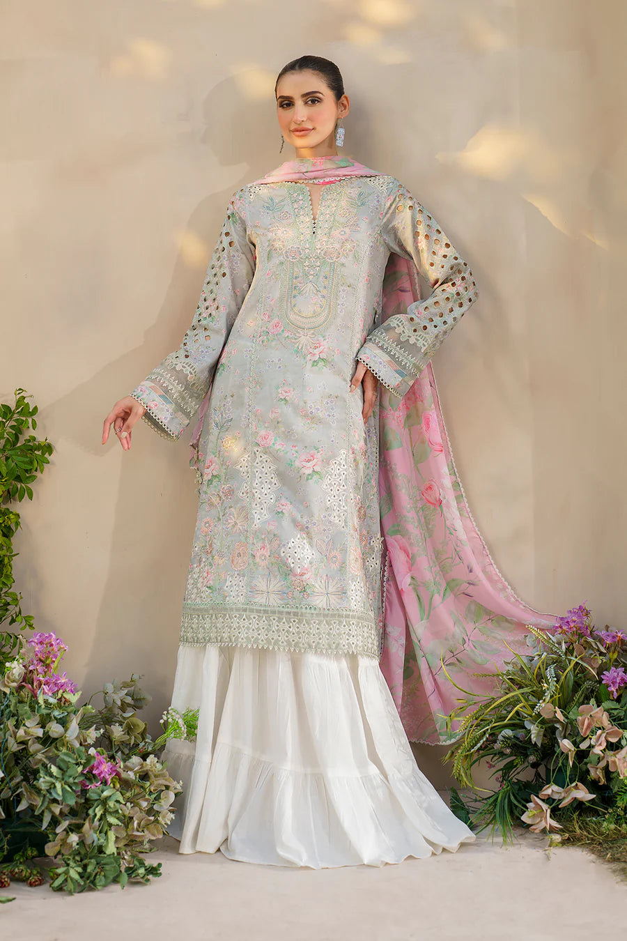 IZNIK - Embroidered Lawn 3- Piece Unstitched