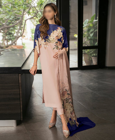 Floral Digital Printed - Unstitched 3 Piece Silk